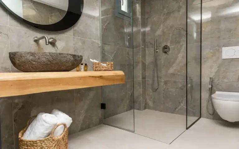 triple room jacuzzi (5)