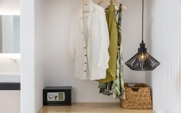double room two (4)